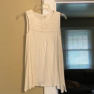 Max studio eggshell Flowy shirt